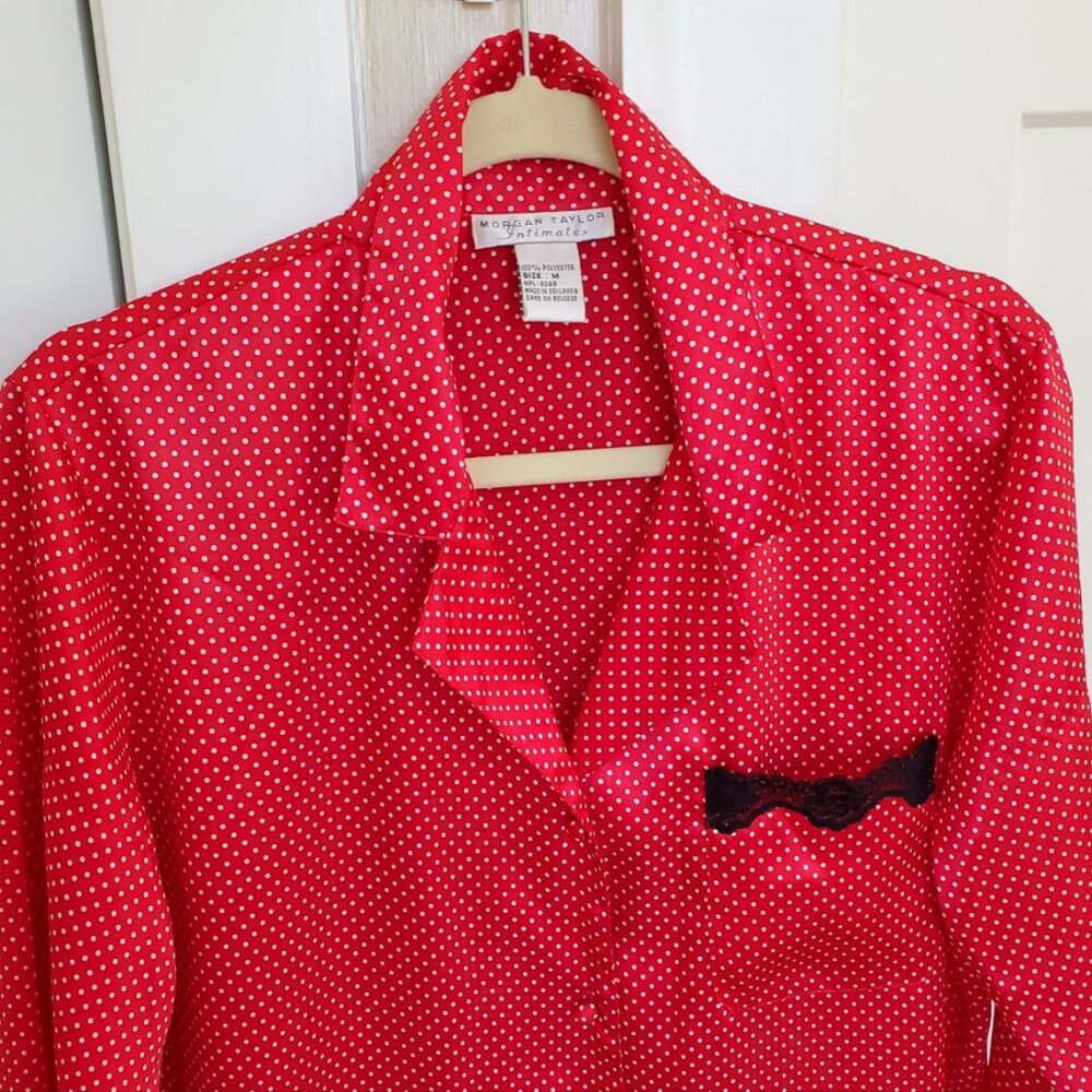 Morgan Taylor Intimates Bright Red Silky Robe. Size M - Picture 8 of 9